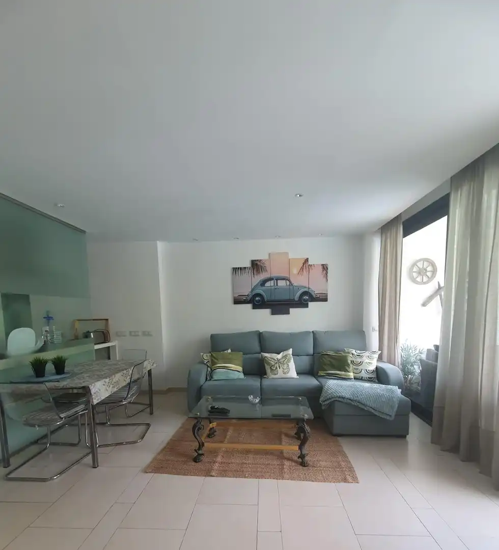Sala d'estar de Apartament de lloguer en Arona amb Aire condicionat, Terrassa i Moblat