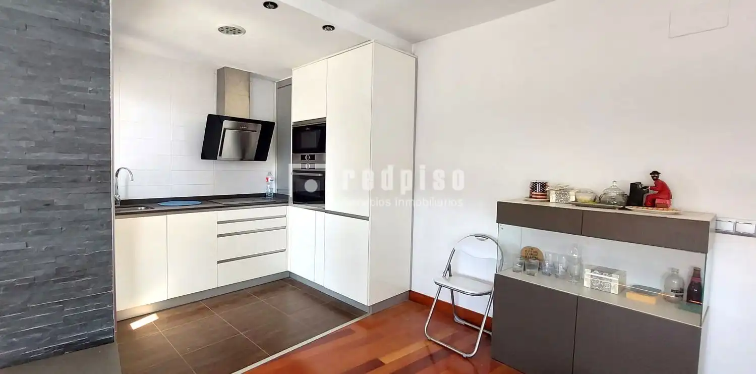 Cocina de Piso en venta en Talavera de la Reina con Aire acondicionado, Calefacción y Jardín privado