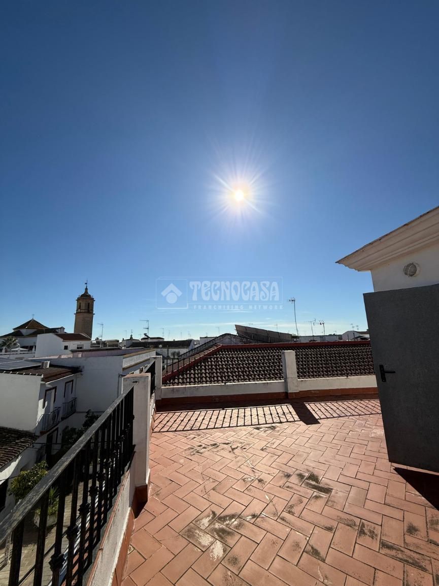 Exterior view of Single-family semi-detached for sale in Villamanrique de la Condesa