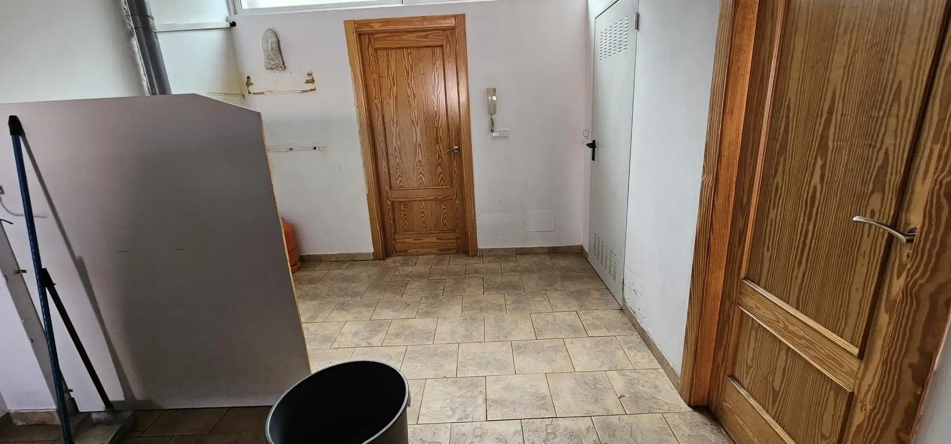 Local comercial en venta en C/ Hermanos Quintero, imagen 3