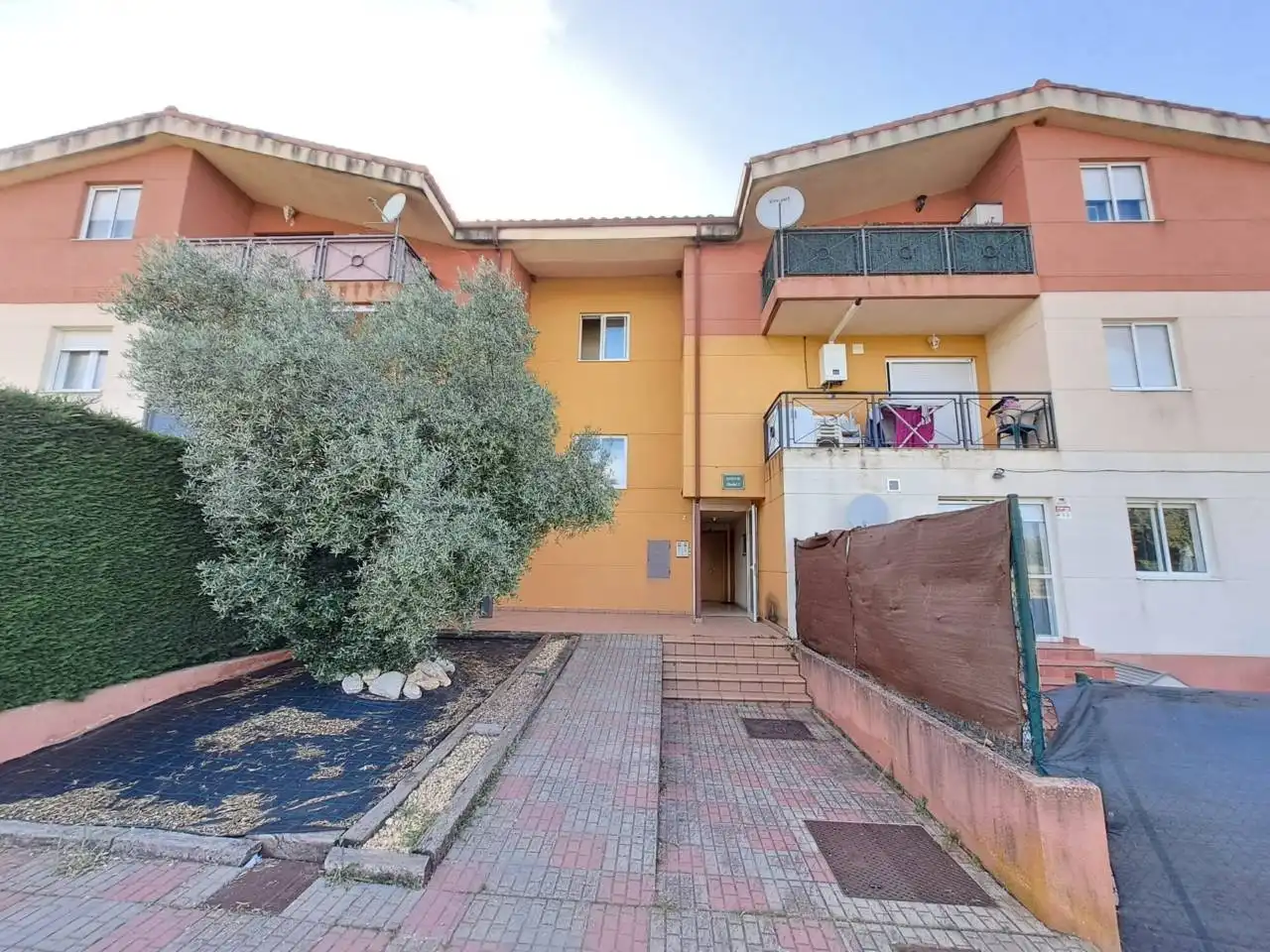 Exterior view of Flat for sale in Valdorros  with Heating, Parquet flooring and Terrace