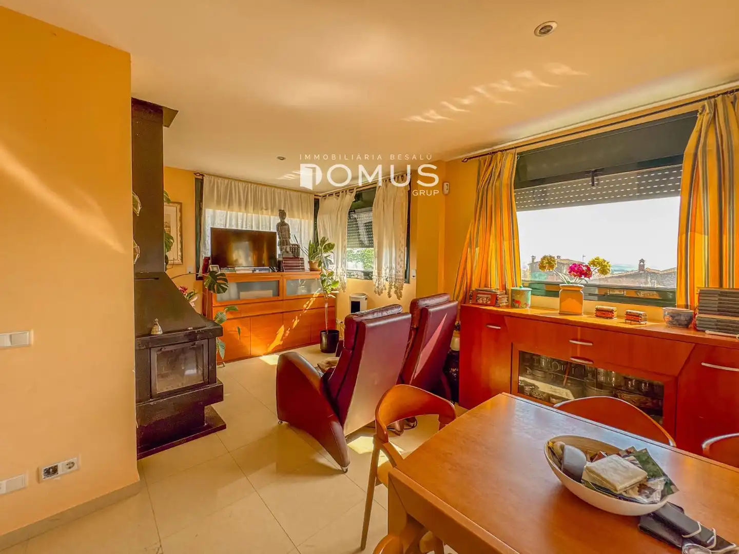 Sala de estar de Casa o chalet en venta en Lladó con Calefacción, Jardín privado y Terraza
