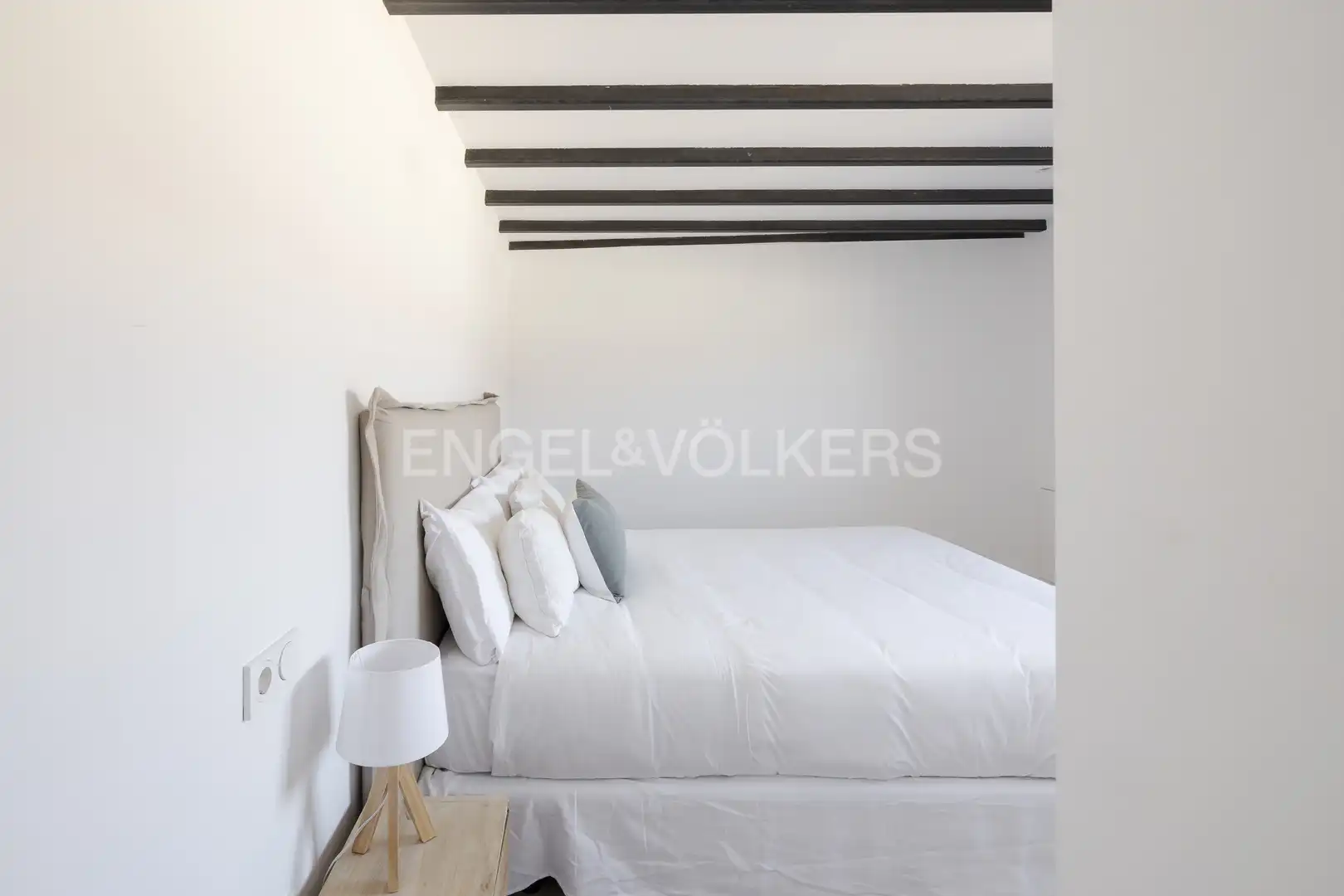 Habitación de Ático de alquiler en Madrid con Aire acondicionado, Calefacción y Terraza