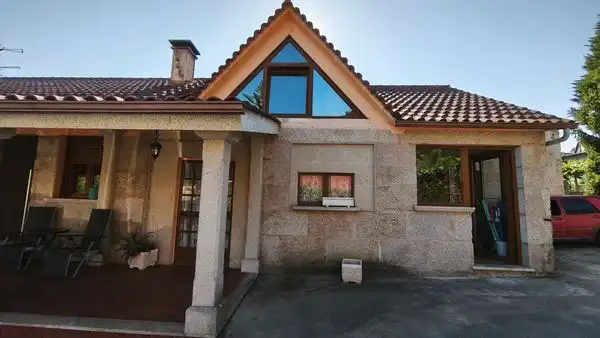 Chalet con jardín en venta en Randufe, imagen 2