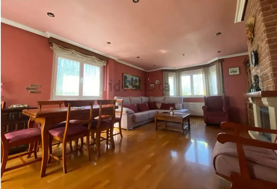 Sala de estar de Casa o chalet en venta en Buenavista con Calefacción, Jardín privado y Parquet