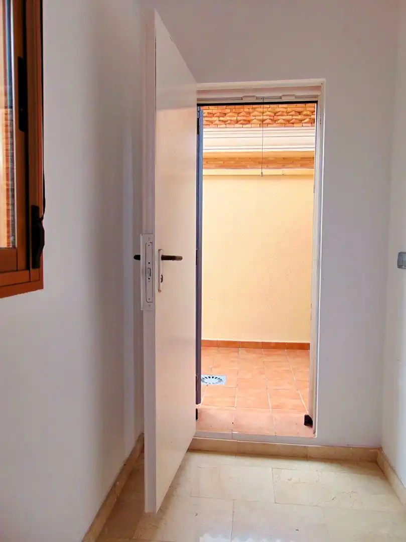 Casa adosada en venta en San Pedro del Pinatar con Terraza, Balcón y Alarma