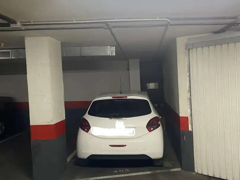 Parking of Garage for rent in  Granada Capital