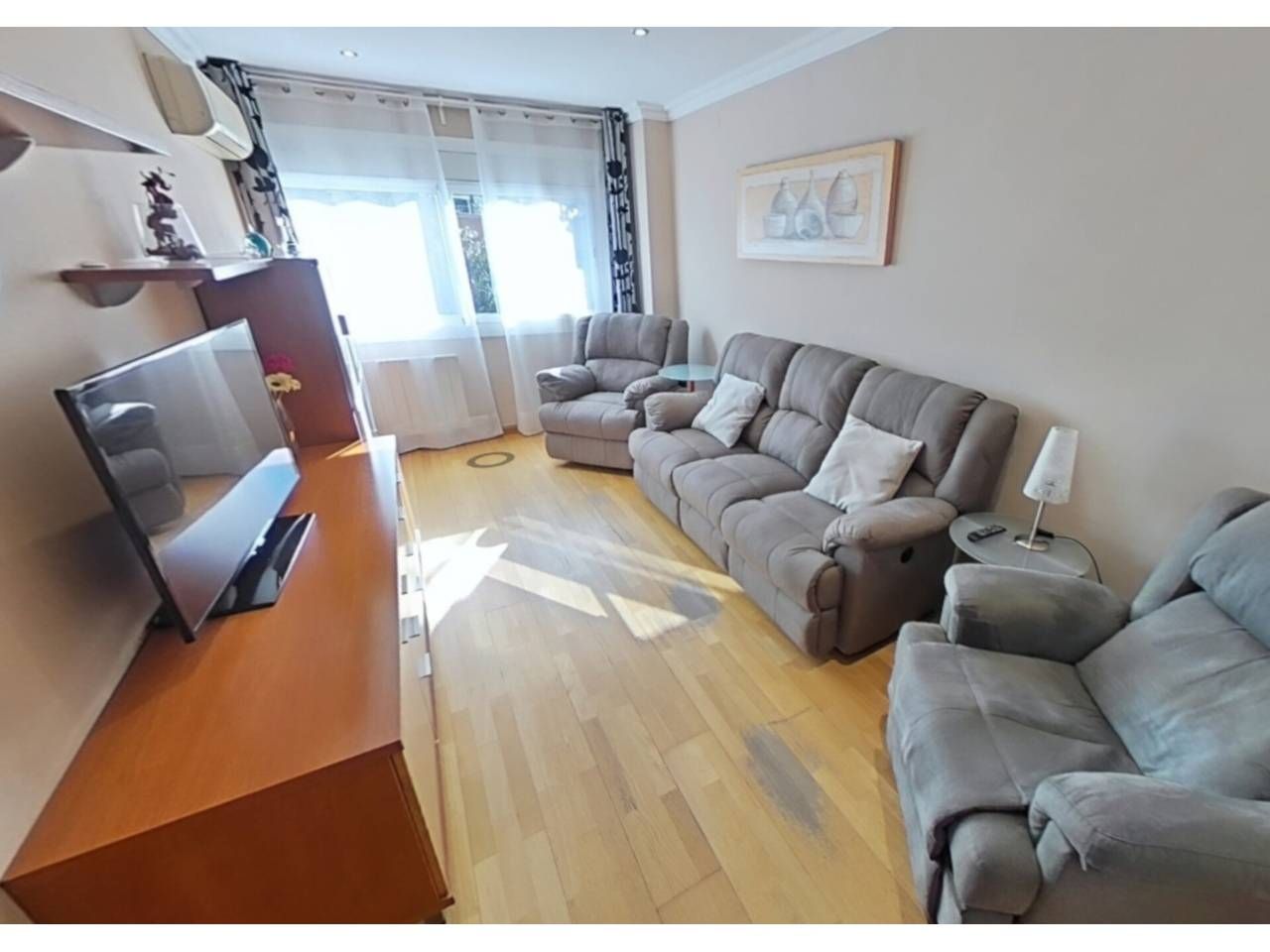 Sala d'estar de Pis en venda en  Barcelona Capital amb Balcó