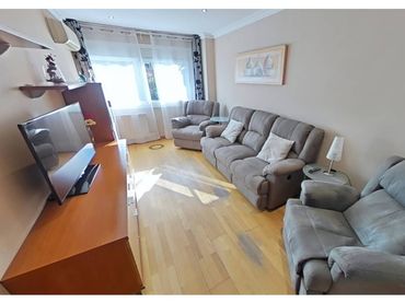 Piso con balcón en venta en Calle Santuario