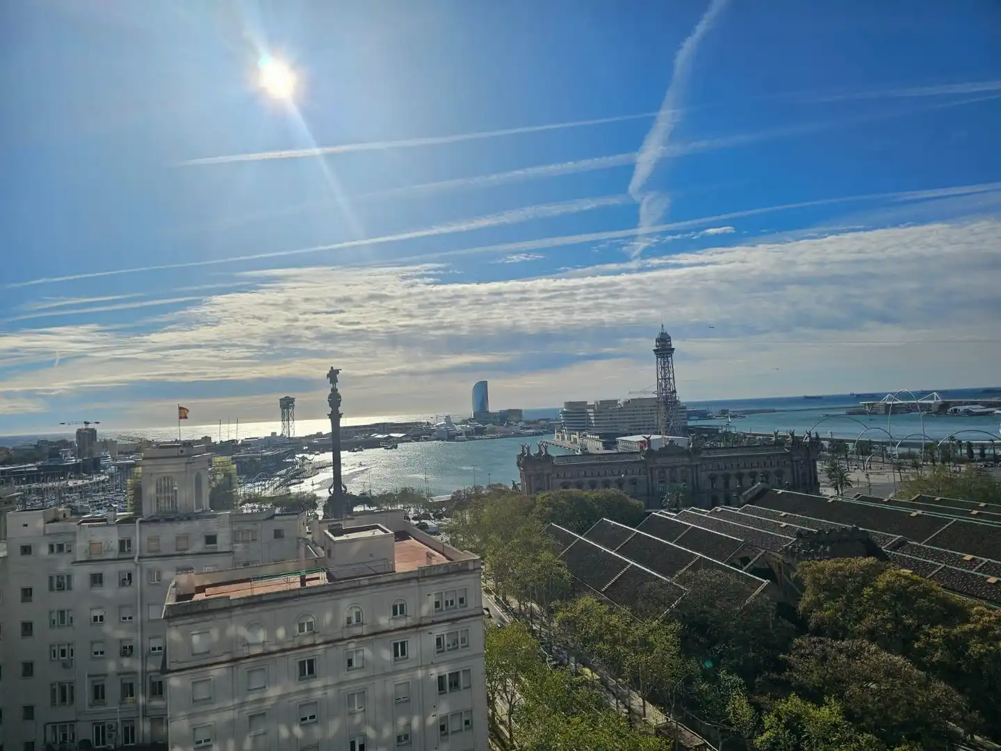 Außenansicht von Büro zum Verkauf in Barcelona mit Klimaanlage, Heizung und Terrasse
