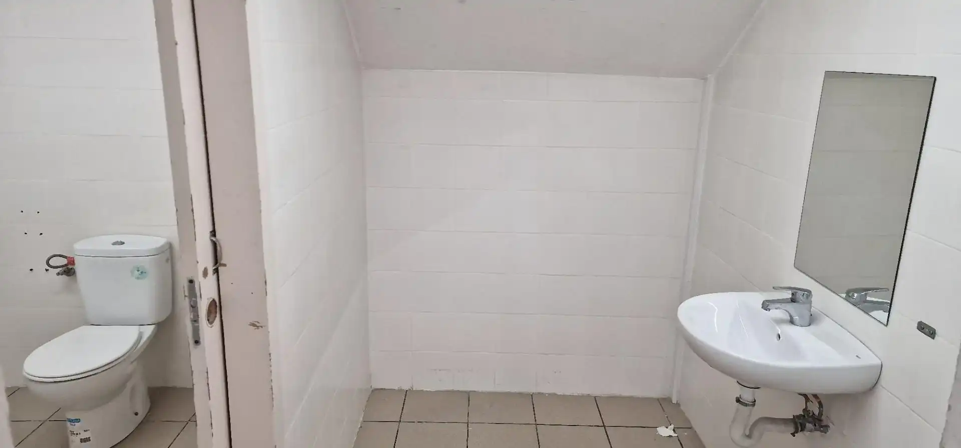 Badezimmer von Geschaftsraum zur Miete in La Seu d'Urgell