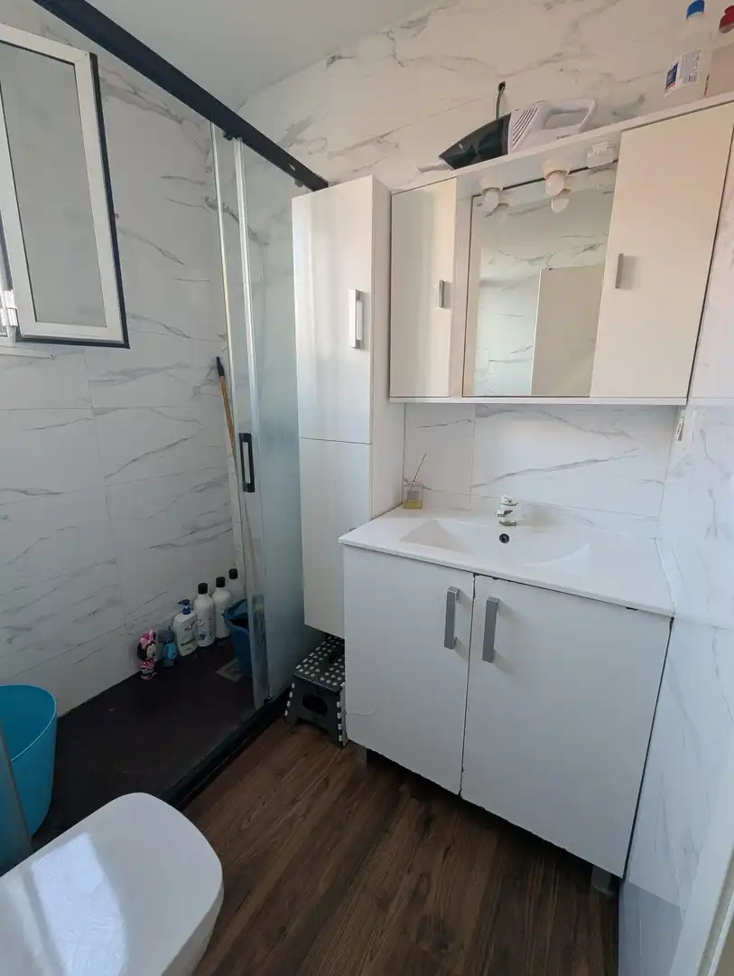 Baño de Piso en venta en Melilla con Aire acondicionado, Calefacción y Amueblado