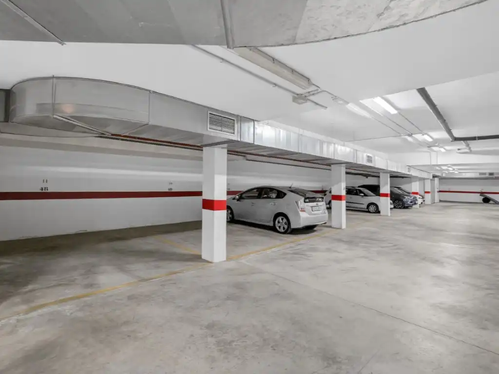 Parking de Casa adosada en venta en Orihuela con Aire acondicionado, Jardín privado y Terraza