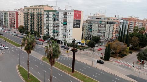 Foto 2 de Pis en venda a Avinguda D'ausiàs March, 54, Malilla, Valencia