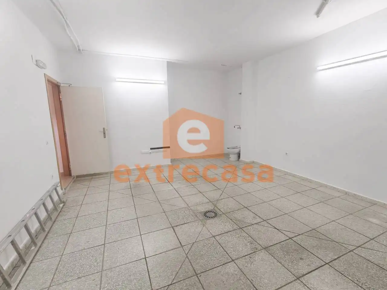 House for sale in Maria Auxiliadora - Barriada de Llera, imagen 4