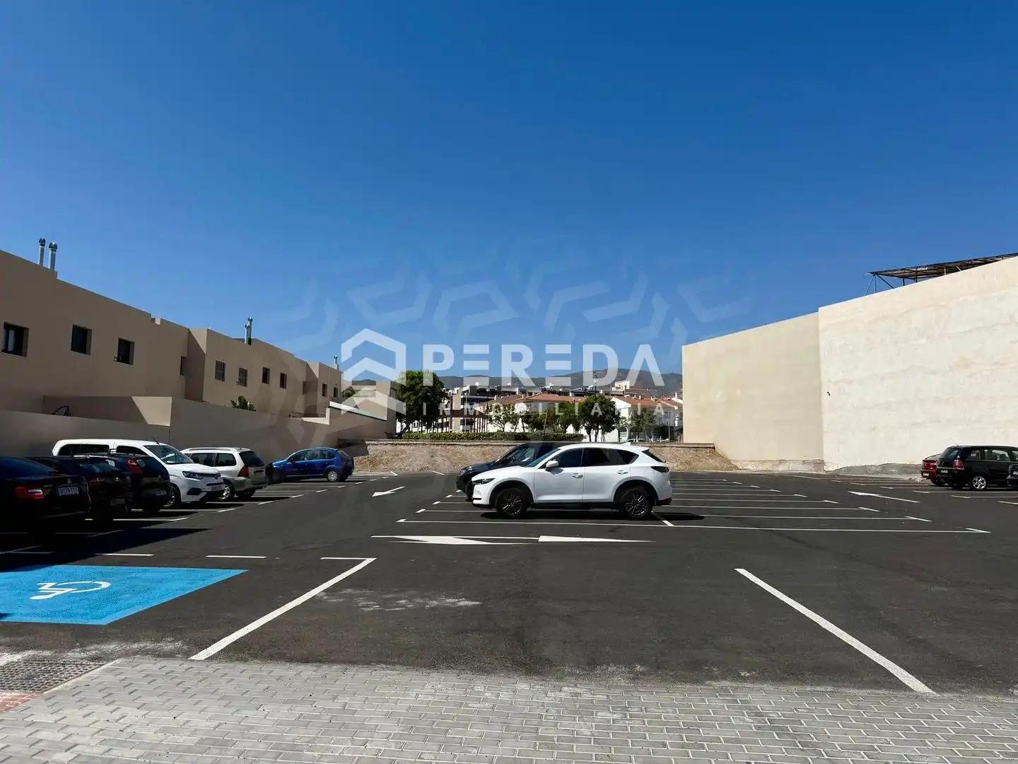 Parking of Houses for sale in Roquetas de Mar  with Air Conditioner, Private garden and Terrace