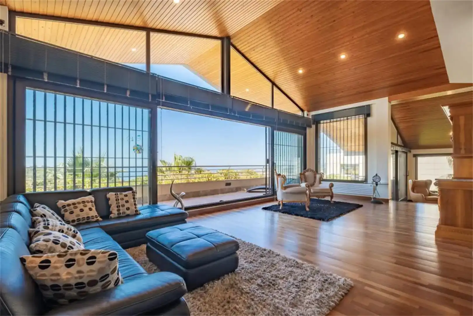 Sala d'estar de Casa o xalet en venda en Sitges amb Aire condicionat, Piscina i Balcó