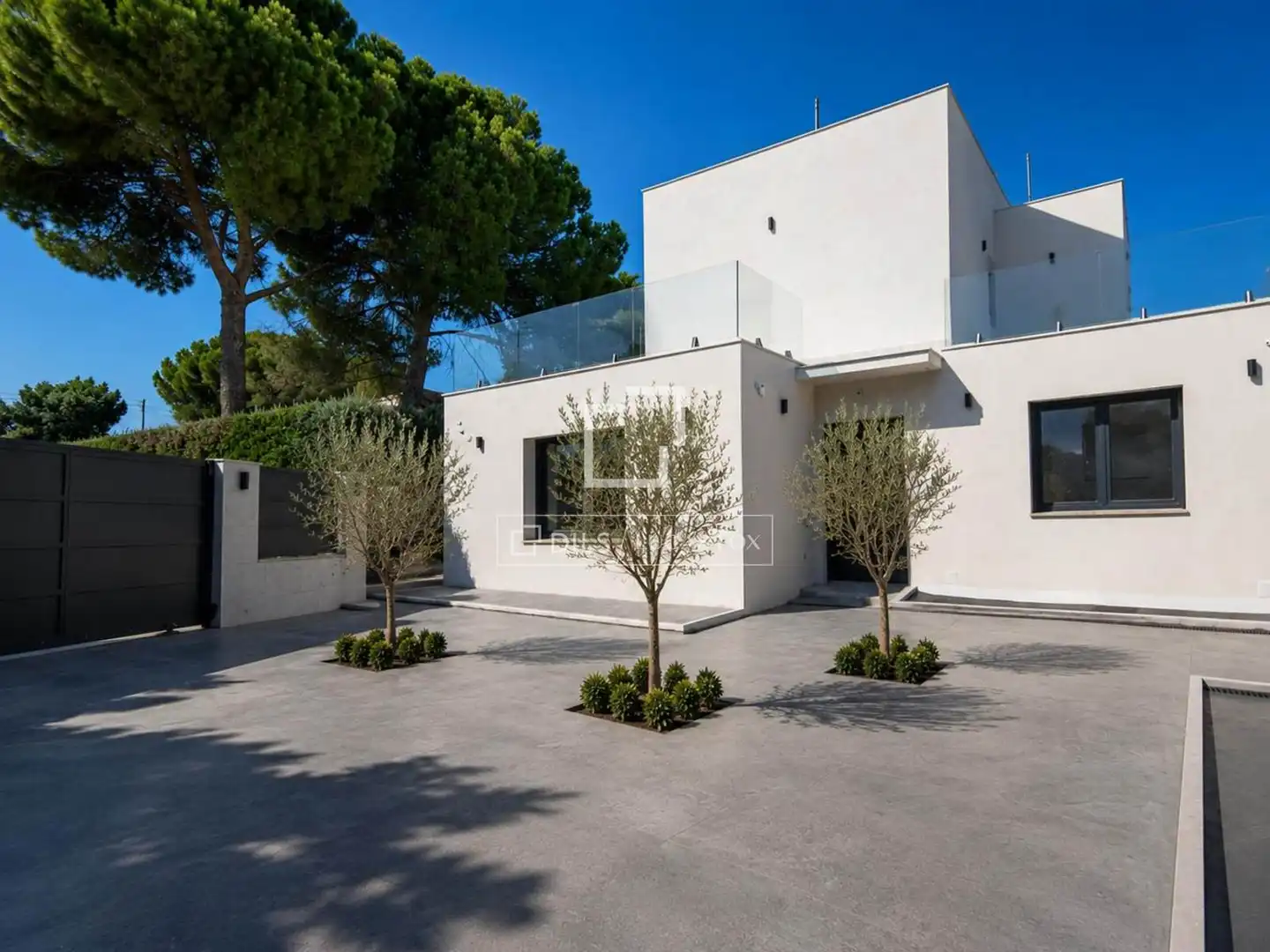 Vista exterior de Casa o xalet de lloguer en Valdemorillo amb Aire condicionat, Calefacció i Jardí privat
