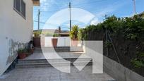 Vista exterior de Casa o xalet en venda en Cervelló amb Aire condicionat, Calefacció i Jardí privat