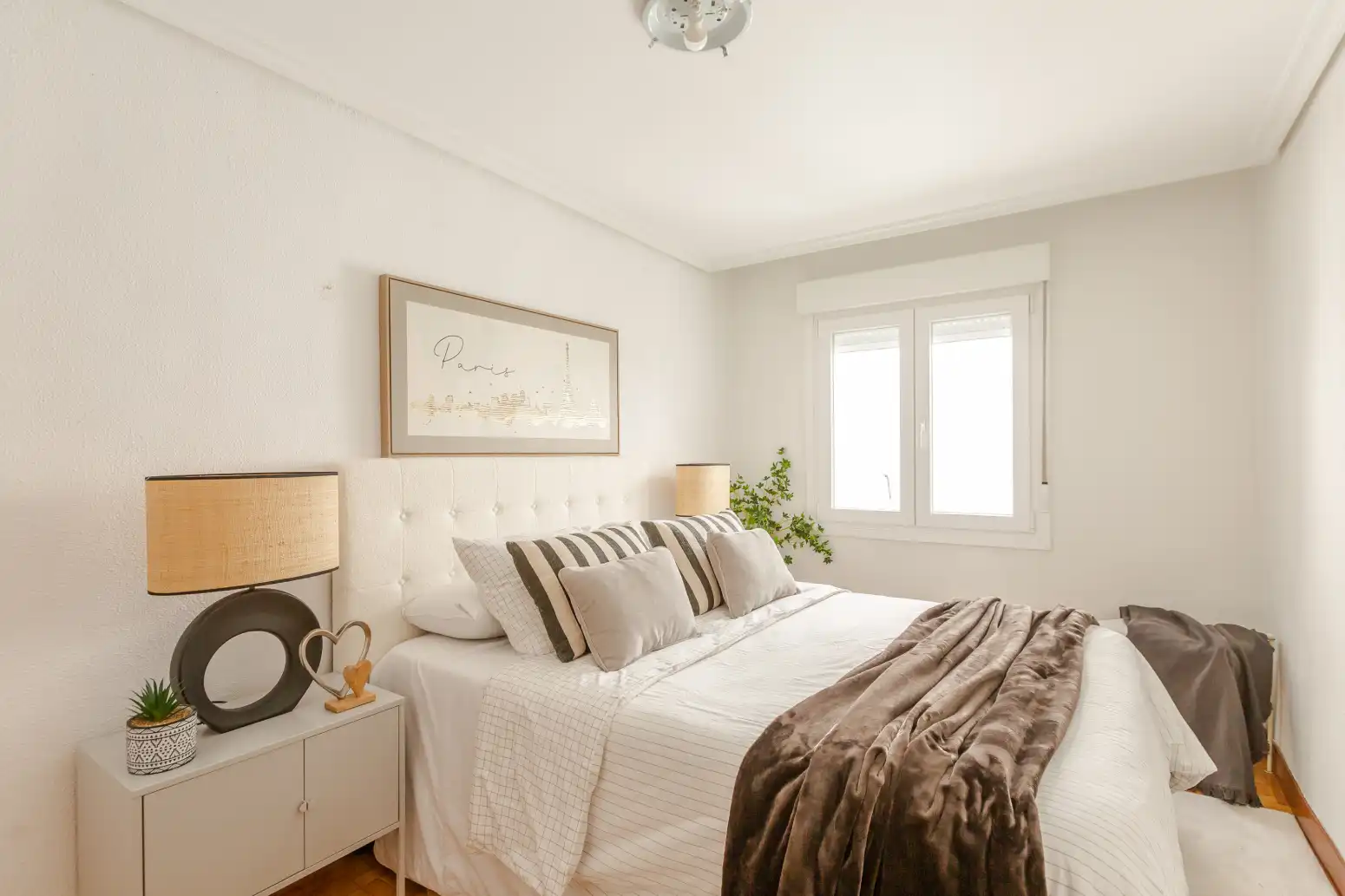 Habitación de Piso en venta en  Pamplona / Iruña con Calefacción, Parquet y Balcón
