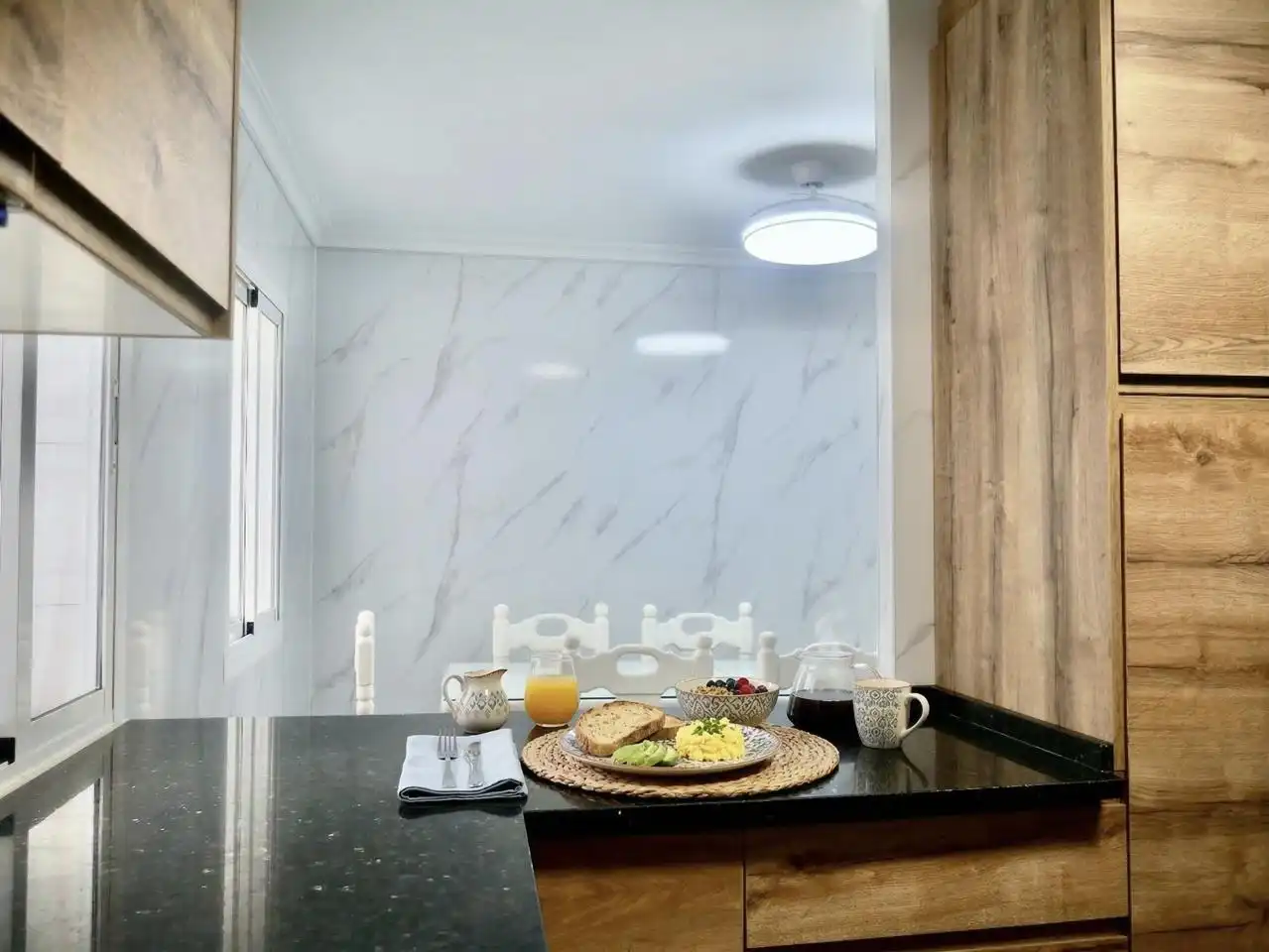 Cocina de Piso de alquiler en Sevilla con Aire acondicionado, Calefacción y Terraza