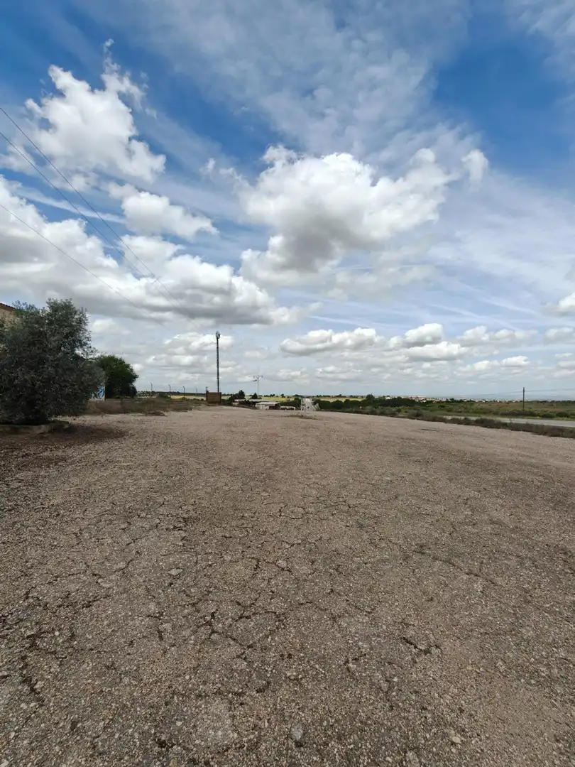 Residential for sale in Nambroca