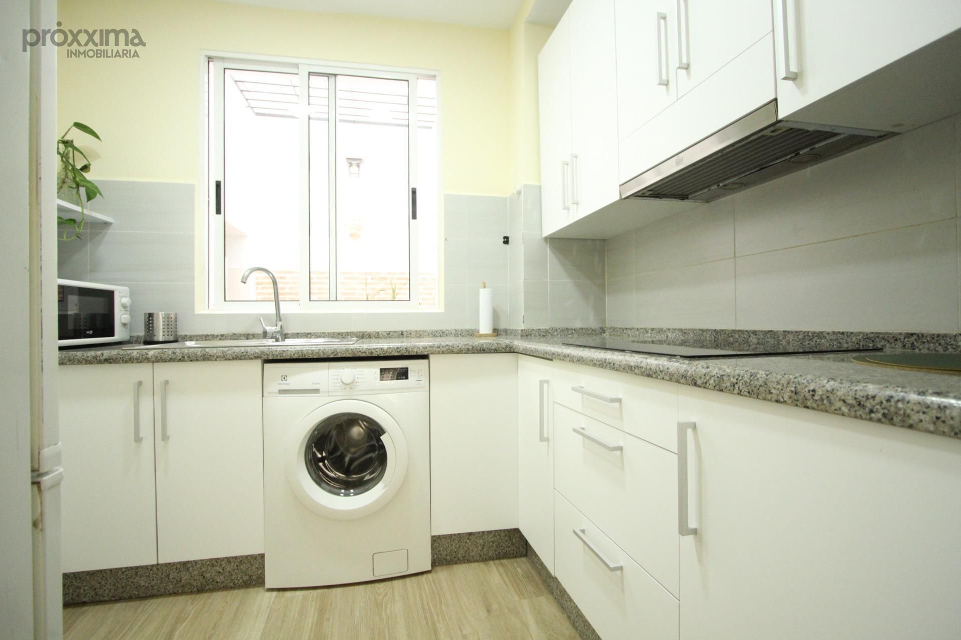 Cuina de Apartament de lloguer en  Sevilla Capital