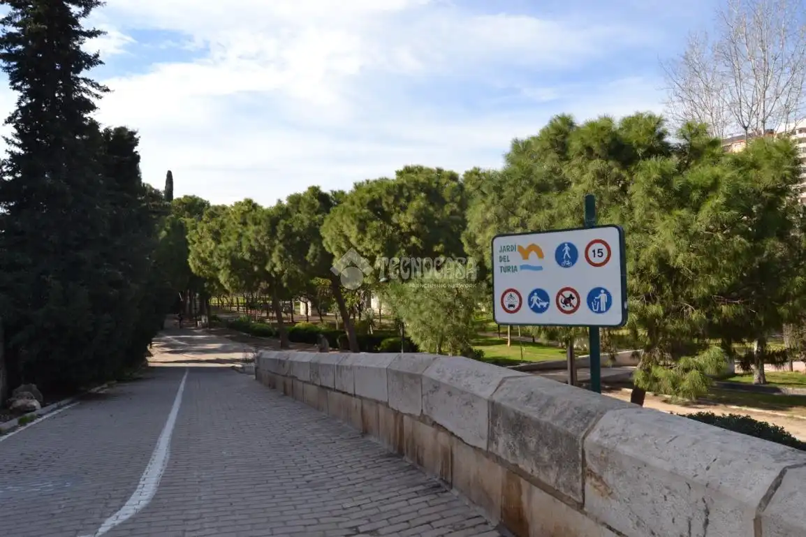 Pis amb terrassa en venda a L'Olivereta, imagen 16