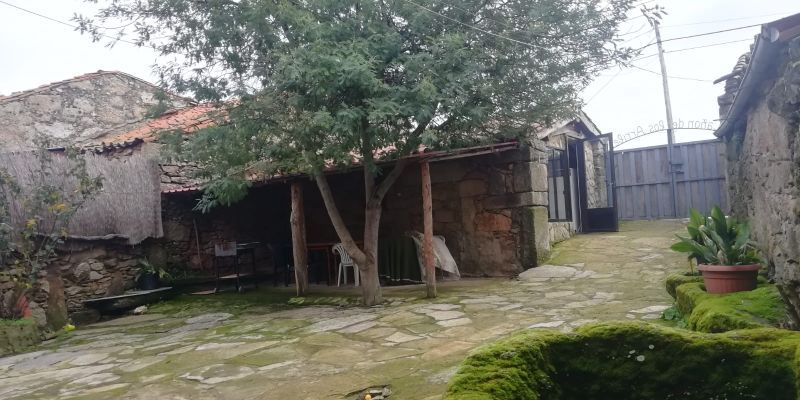 Exterior view of Country house for sale in Fariza  with Private garden, Terrace and Storage room