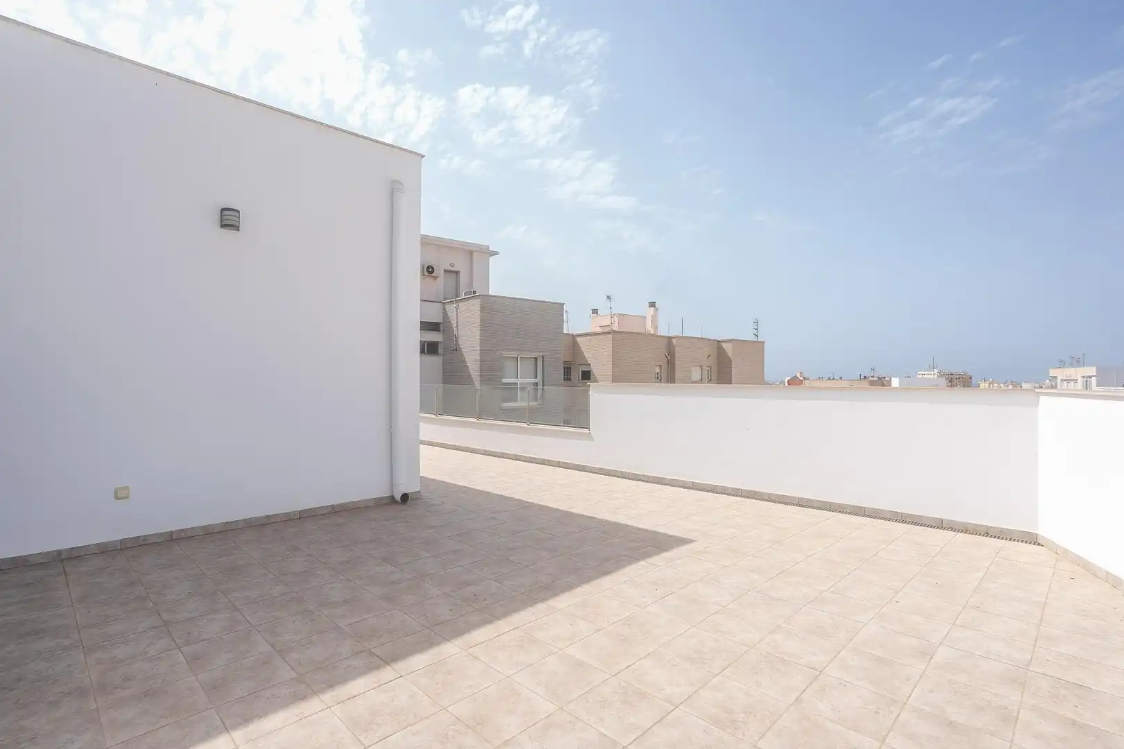 Terraza de Casa o chalet en venta en Almería con Aire acondicionado, Jardín privado y Terraza