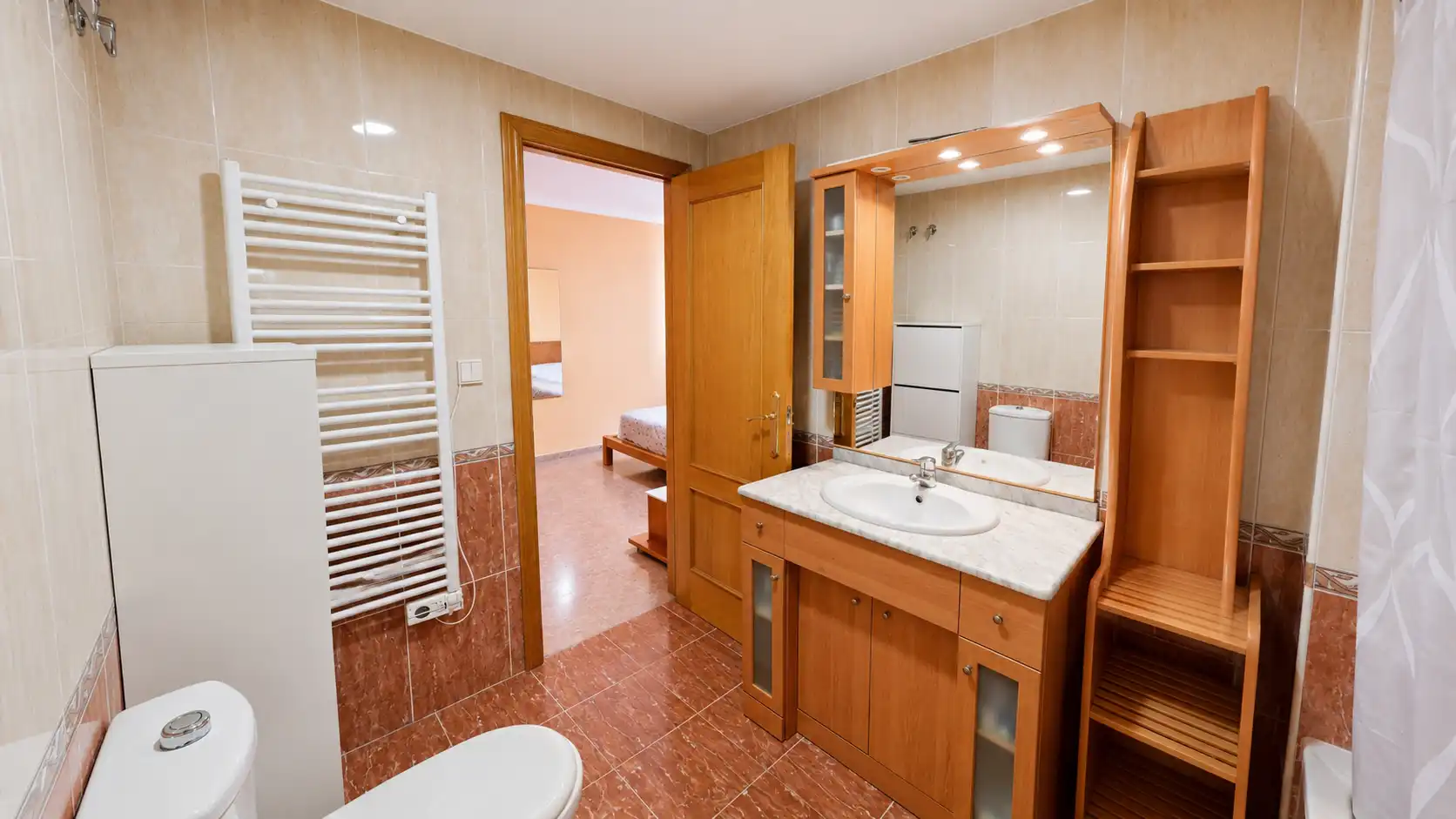 Baño de Piso en venta en Cheste con Calefacción y Balcón