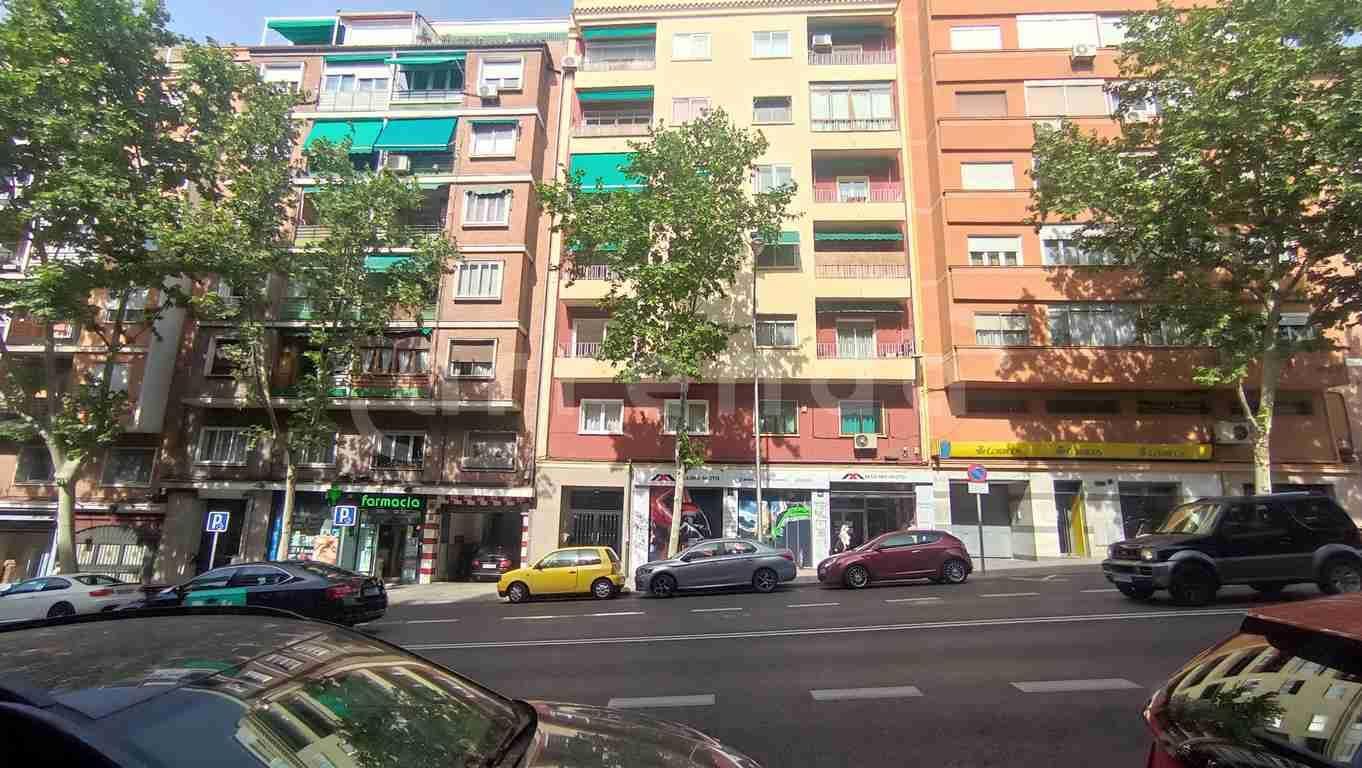 Vista exterior de Pis de lloguer en  Madrid Capital amb Calefacció i Moblat