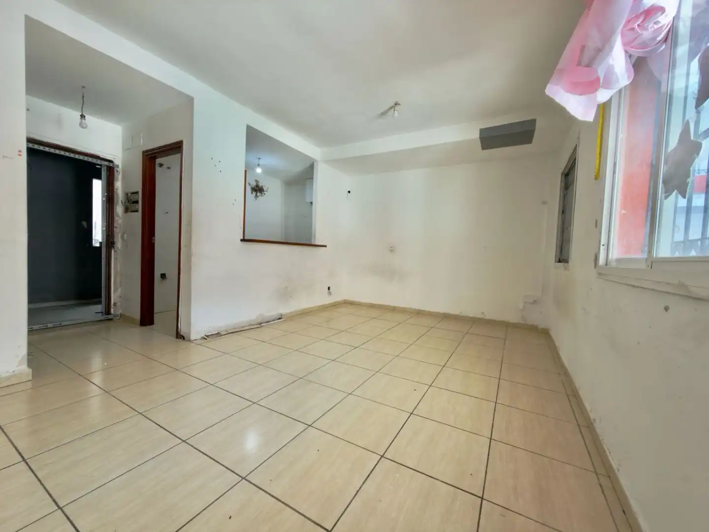 Studio mit Aufzug zum Verkauf in Centro - Barriada Mallorca, imagen 3