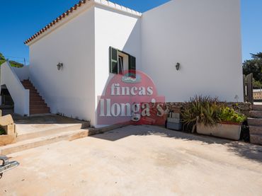 House for sale in Cala en Porter