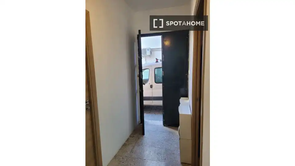 Vista exterior de Piso para compartir en Sevilla con Aire acondicionado, Terraza y Amueblado