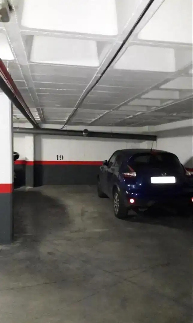 Parkplatz von Garage zum Verkauf in Madrid