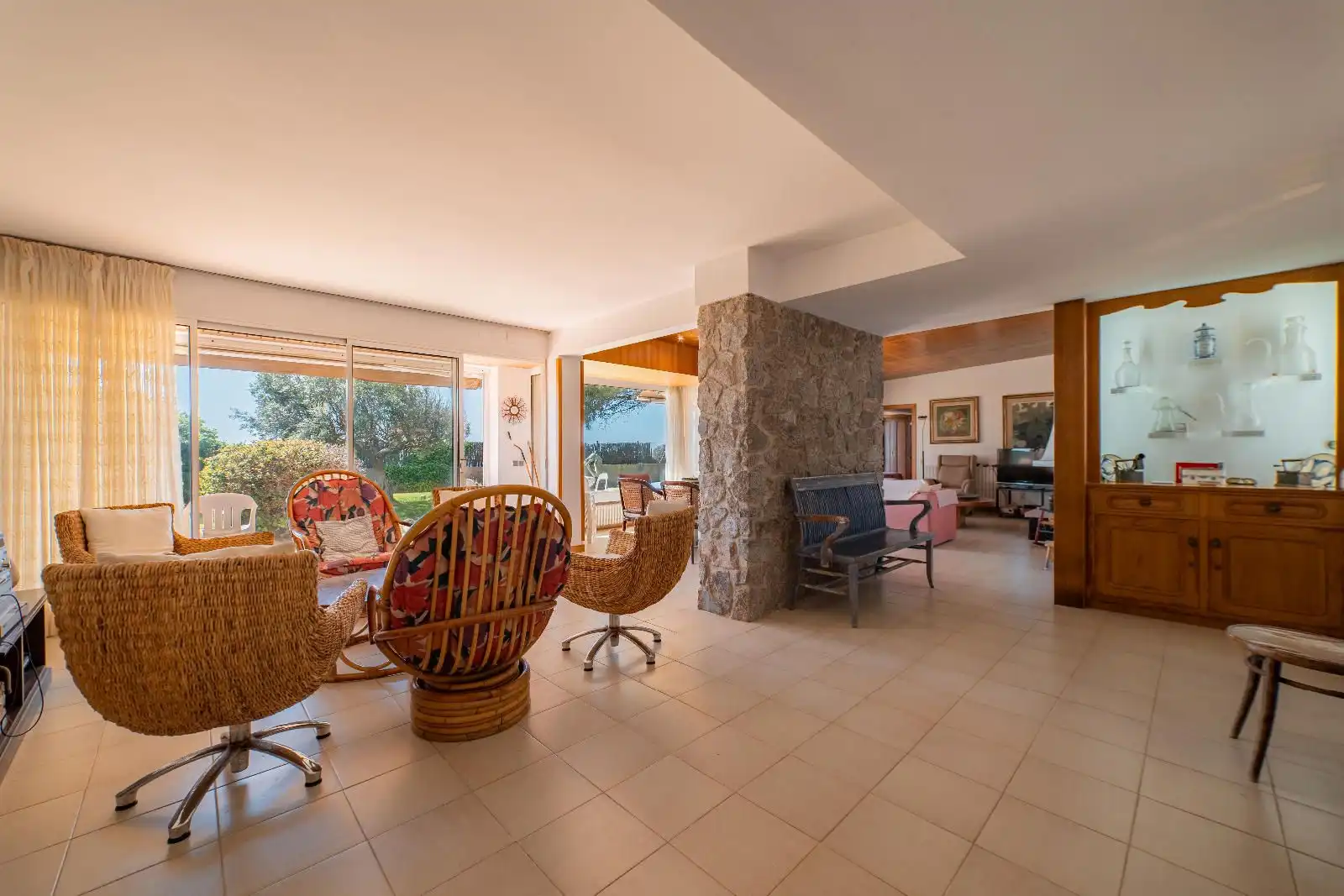 Sala d'estar de Casa o xalet en venda en Calonge i Sant Antoni amb Calefacció, Jardí privat i Terrassa