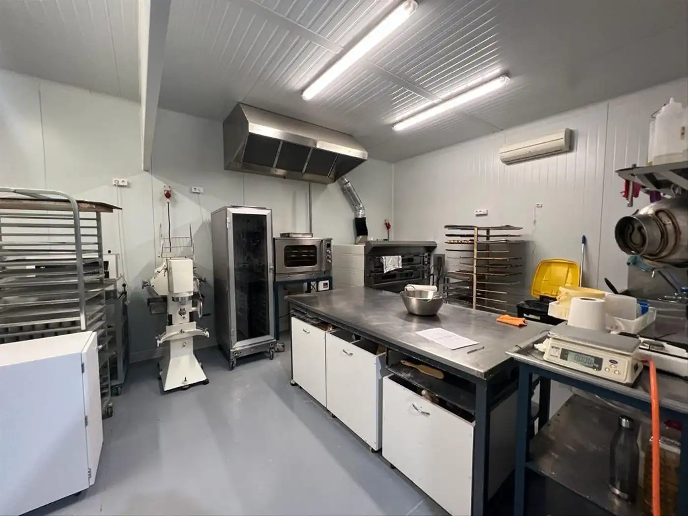 Kitchen of Industrial buildings for sale in Terrassa  with Heating and Alarm