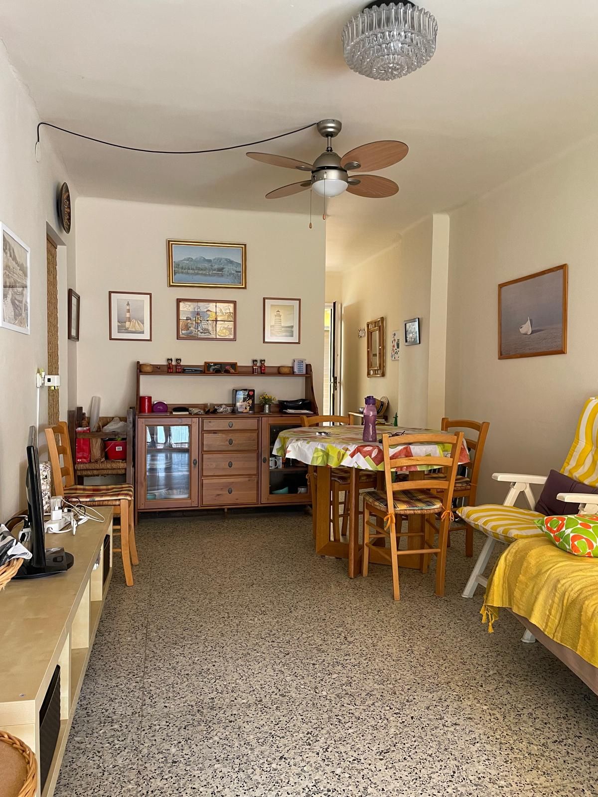 Menjador de Apartament en venda en L'Estartit amb Terrassa, Moblat i Forn
