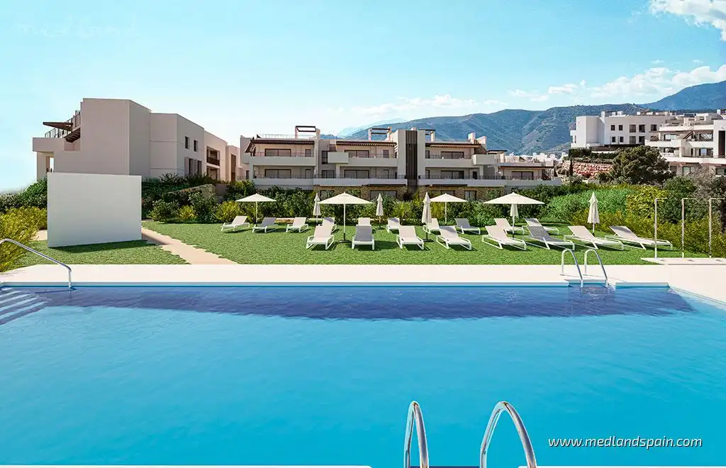 Apartamento con piscina en venta en Istán