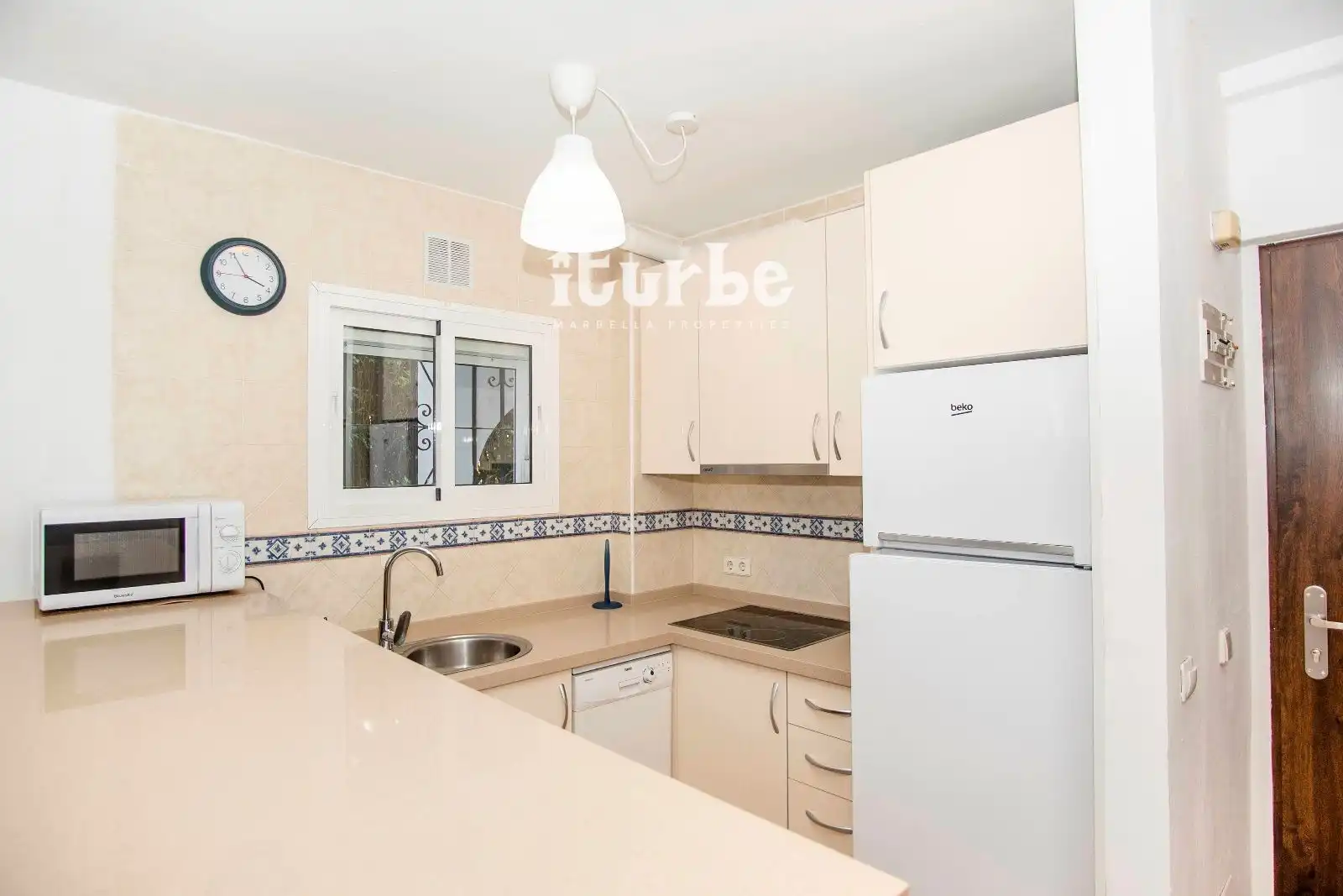 Flat for rent in MARQUES DE IVANREY, Las Lomas de Río Verde