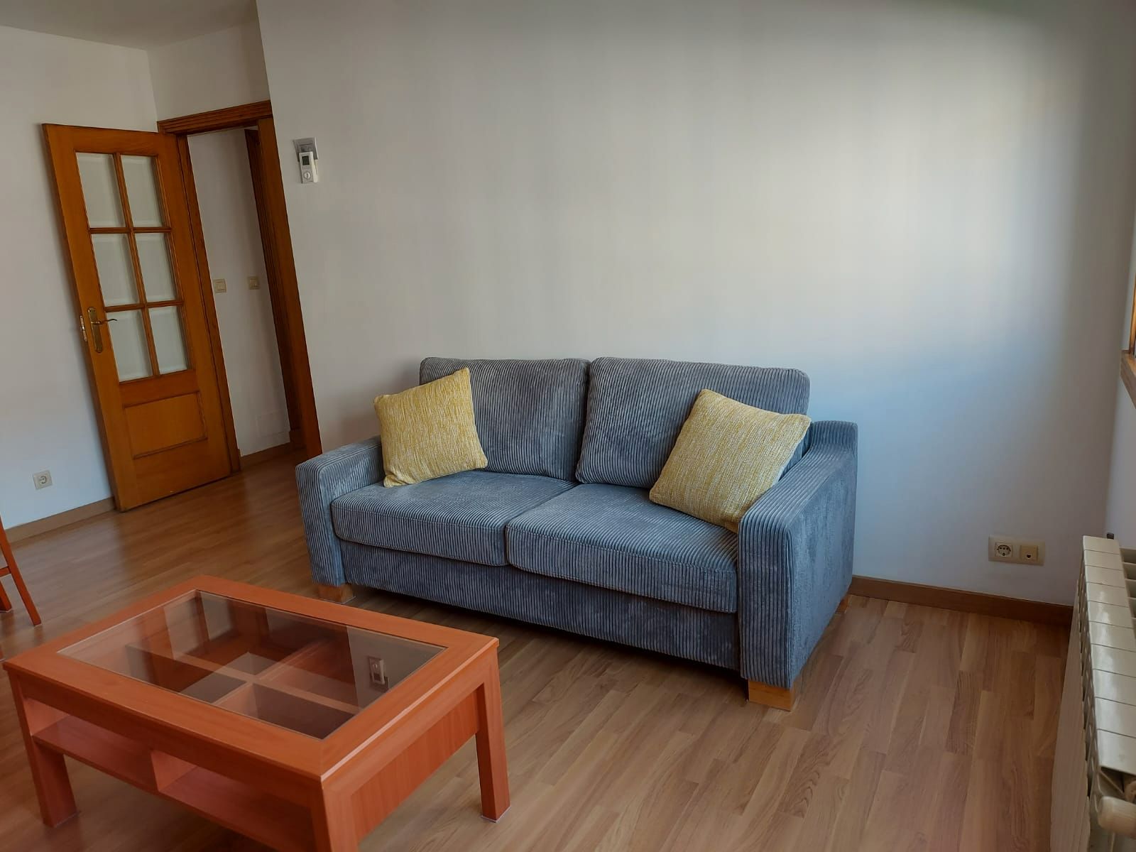 Living room of Apartment for sale in Ames  with Heating, Parquet flooring and Furnished