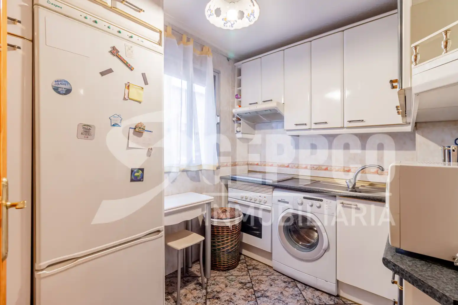 Kitchen of Flat for sale in Alcalá de Henares  with Air Conditioner, Heating and Terrace