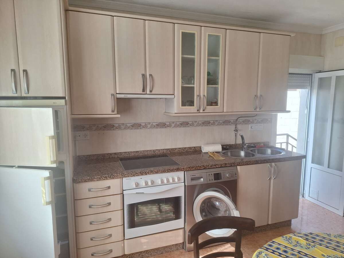 Kitchen of Houses for sale in Quintana del Marco  with Furnished