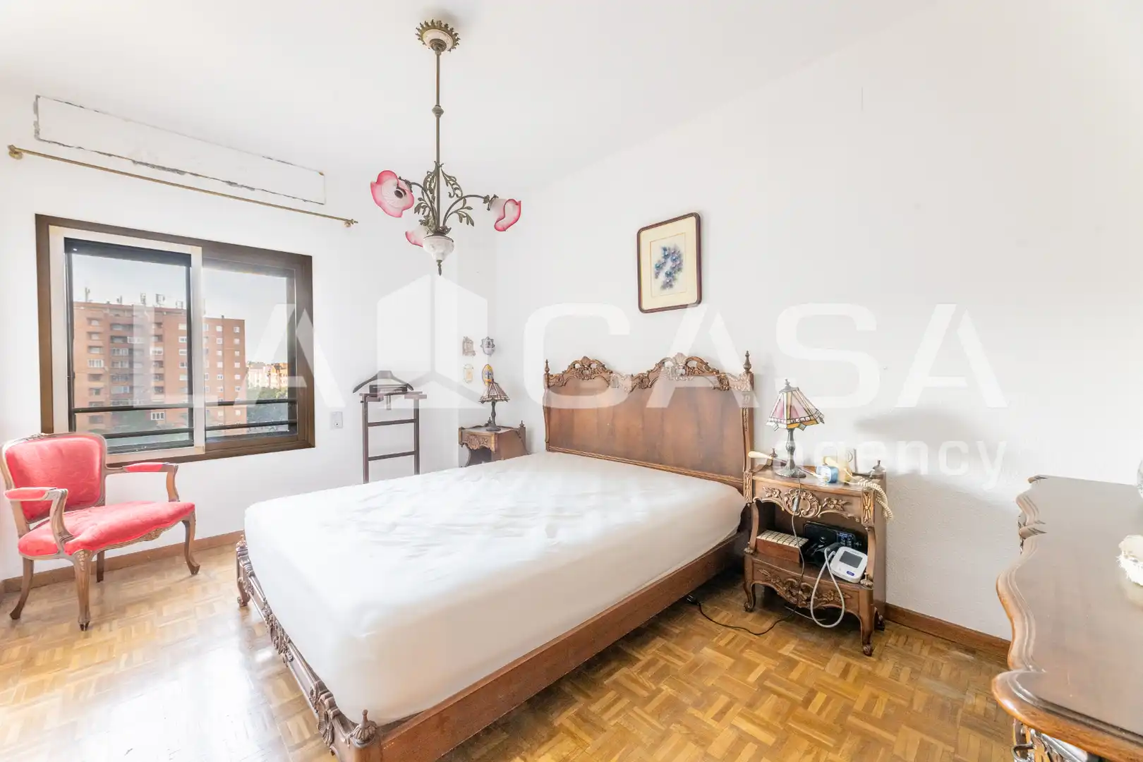 Habitación de Piso en venta en Valencia con Horno y Balcón