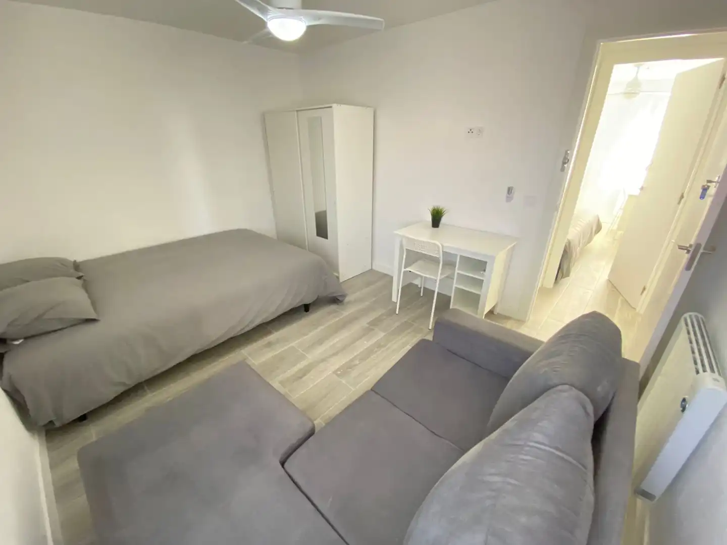 Habitación de Piso de alquiler en Madrid con Calefacción, Amueblado y Horno