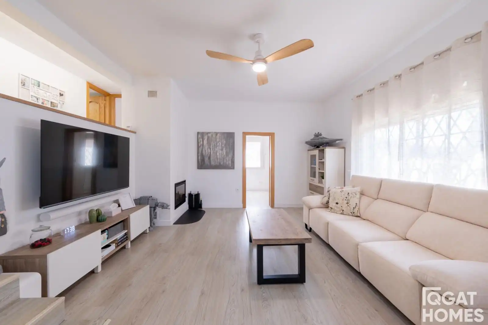 Sala d'estar de Casa o xalet en venda en Sant Cugat del Vallès amb Aire condicionat, Calefacció i Terrassa