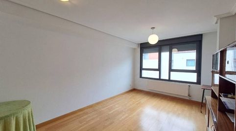 Foto 2 de Piso en venta en Calle Malatos, San Pedro de la Fuente, Burgos Capital