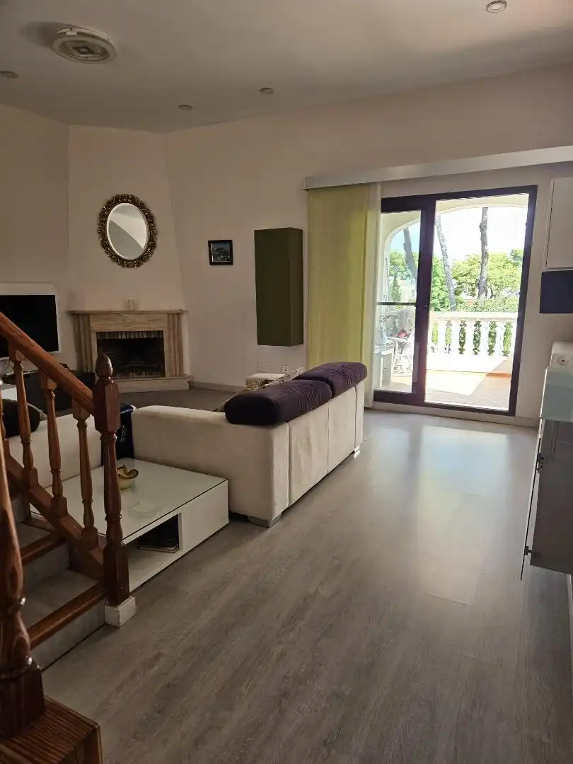 Sala de estar de Casa adosada en venta en Torrent con Terraza