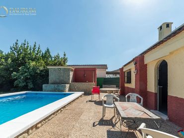 Casa con piscina in vendita a DE TRIANA